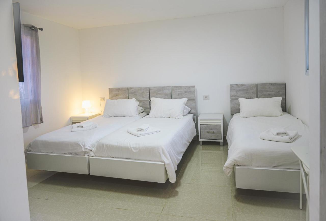 Agamim Hotel Ashkelon Exterior photo