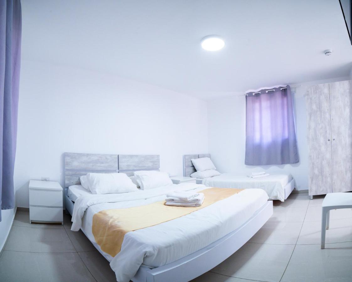 Agamim Hotel Ashkelon Exterior photo