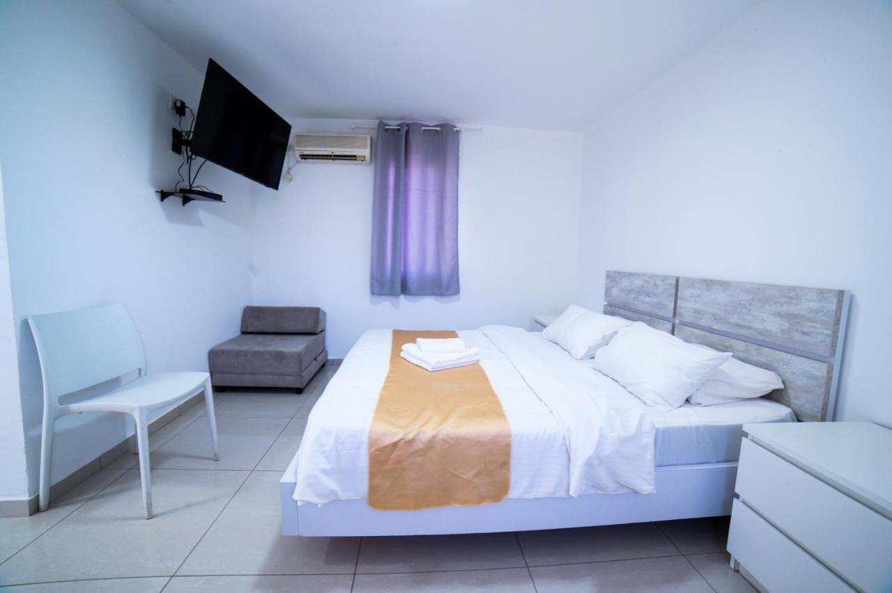 Agamim Hotel Ashkelon Exterior photo