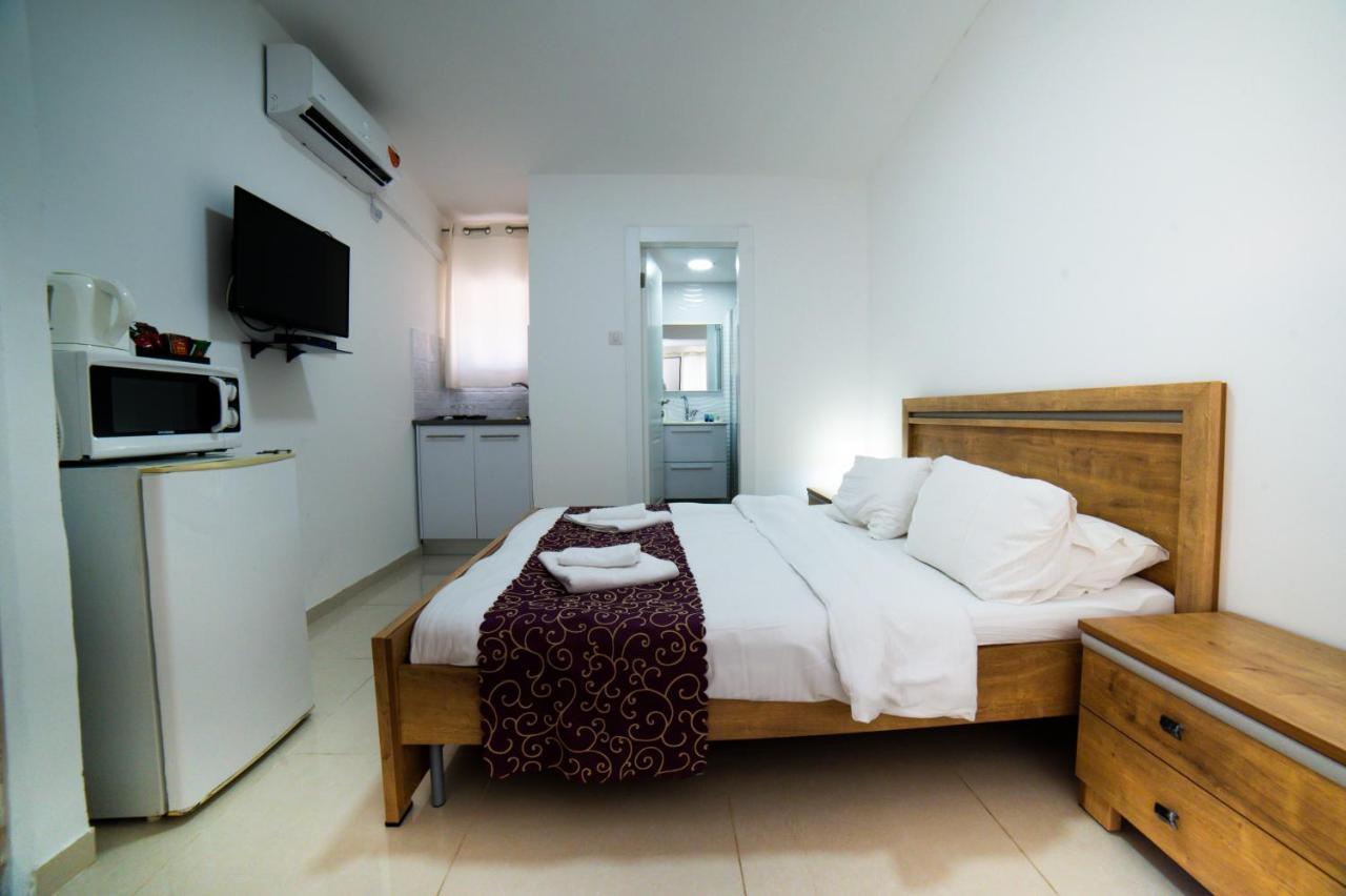 Agamim Hotel Ashkelon Exterior photo
